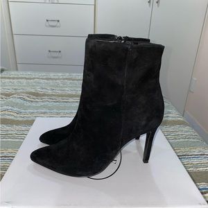 Steve Madden Suede Booties